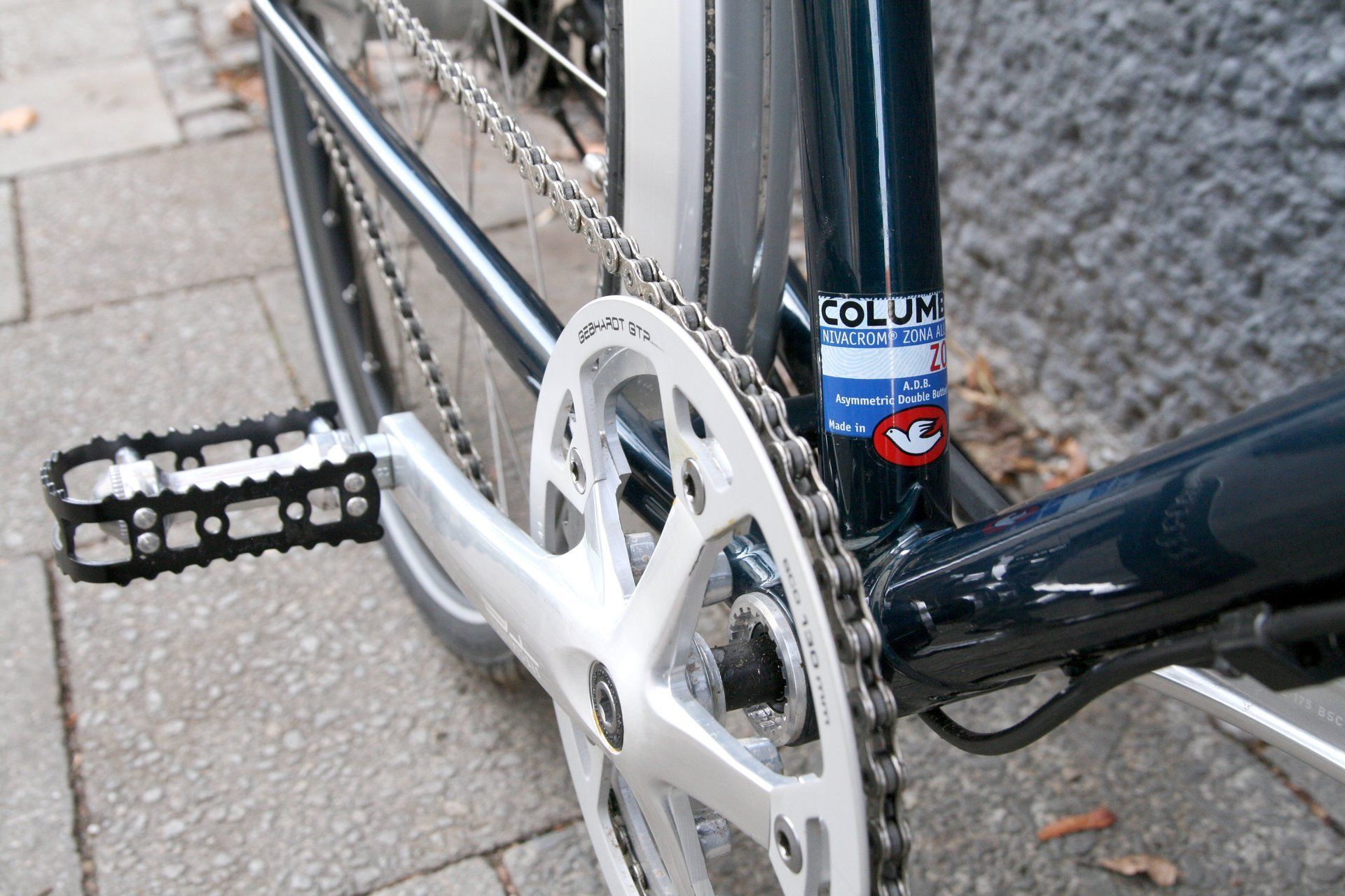 Patria Touros mit Columbus Zona Rohrsatz