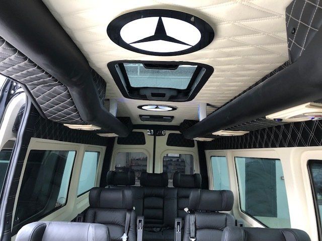 Die Innenausstattung mit Wohlfühl- und Exklusivfaktor.