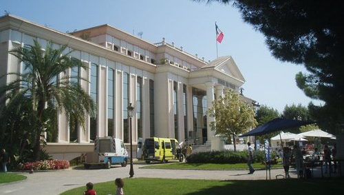 Débarras à Saint-Laurent-du-Var (06) Débarras à Saint-Laurent-du-Var (06)