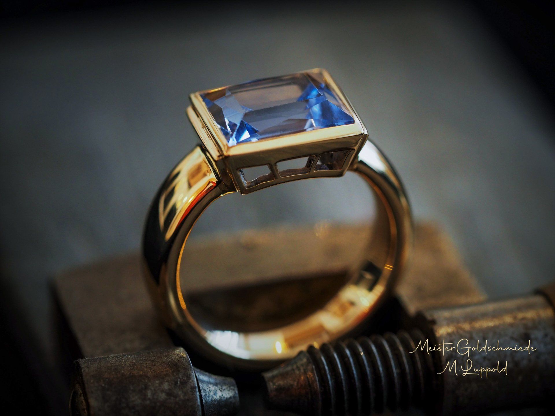 Neuanfertigung aus getragenem Ring in 750/- Rotgold