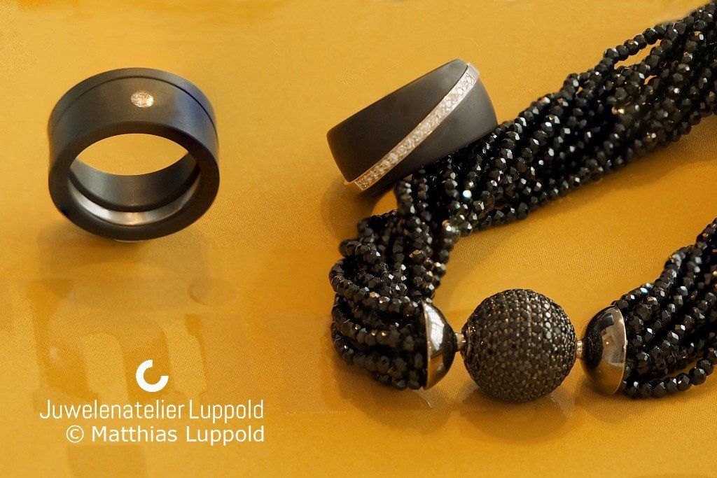 Spinell Collier mit Wechselschließe schwarze Brillant und Drehring Edelstahl mit Brillant