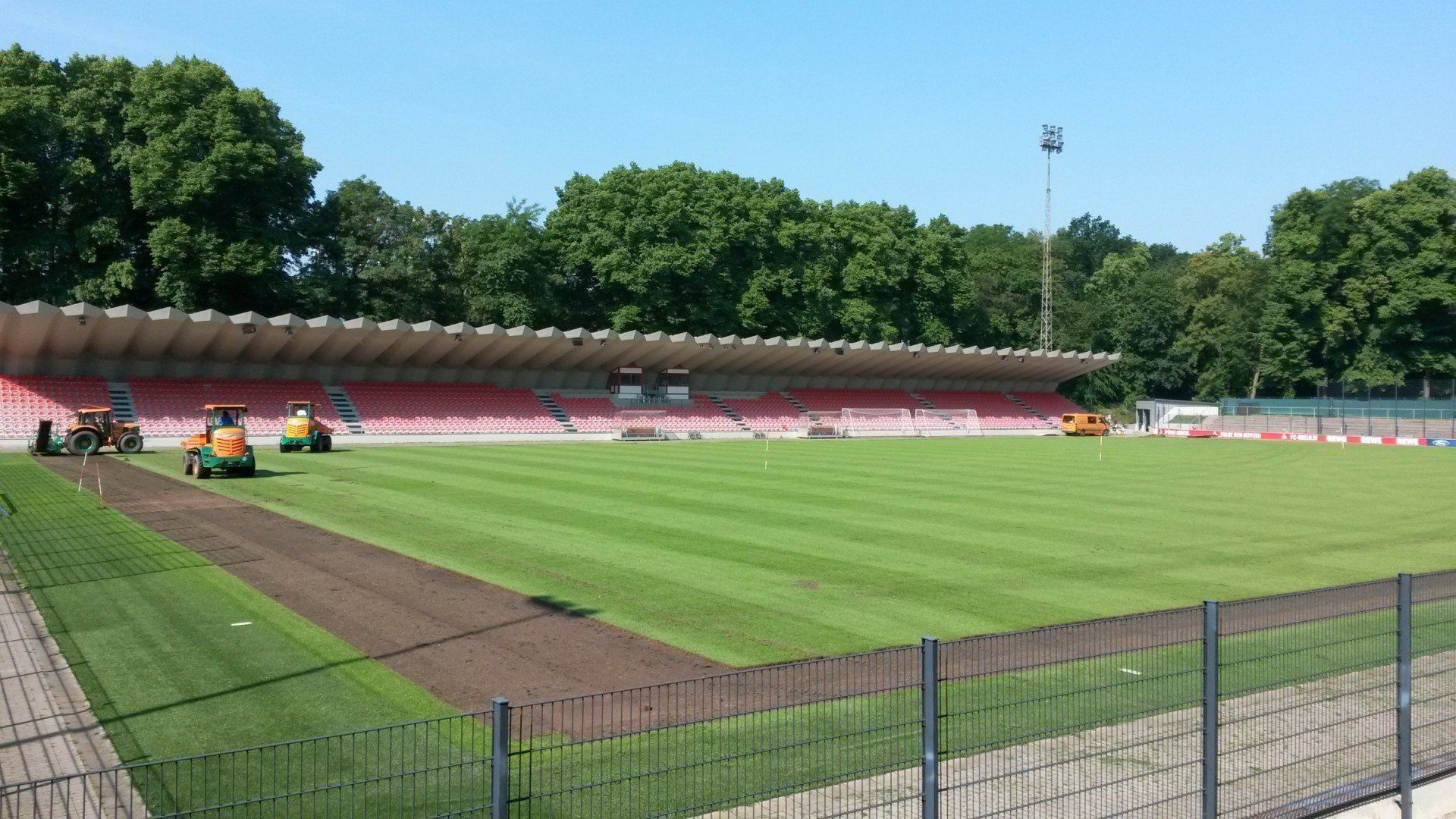 :: 2016.06 :: 1. FC Köln - Baubeginn im Franz-Kremer-Stadion :: 2016.06 :: 1. FC Köln - Baubeginn im Franz-Kremer-Stadion