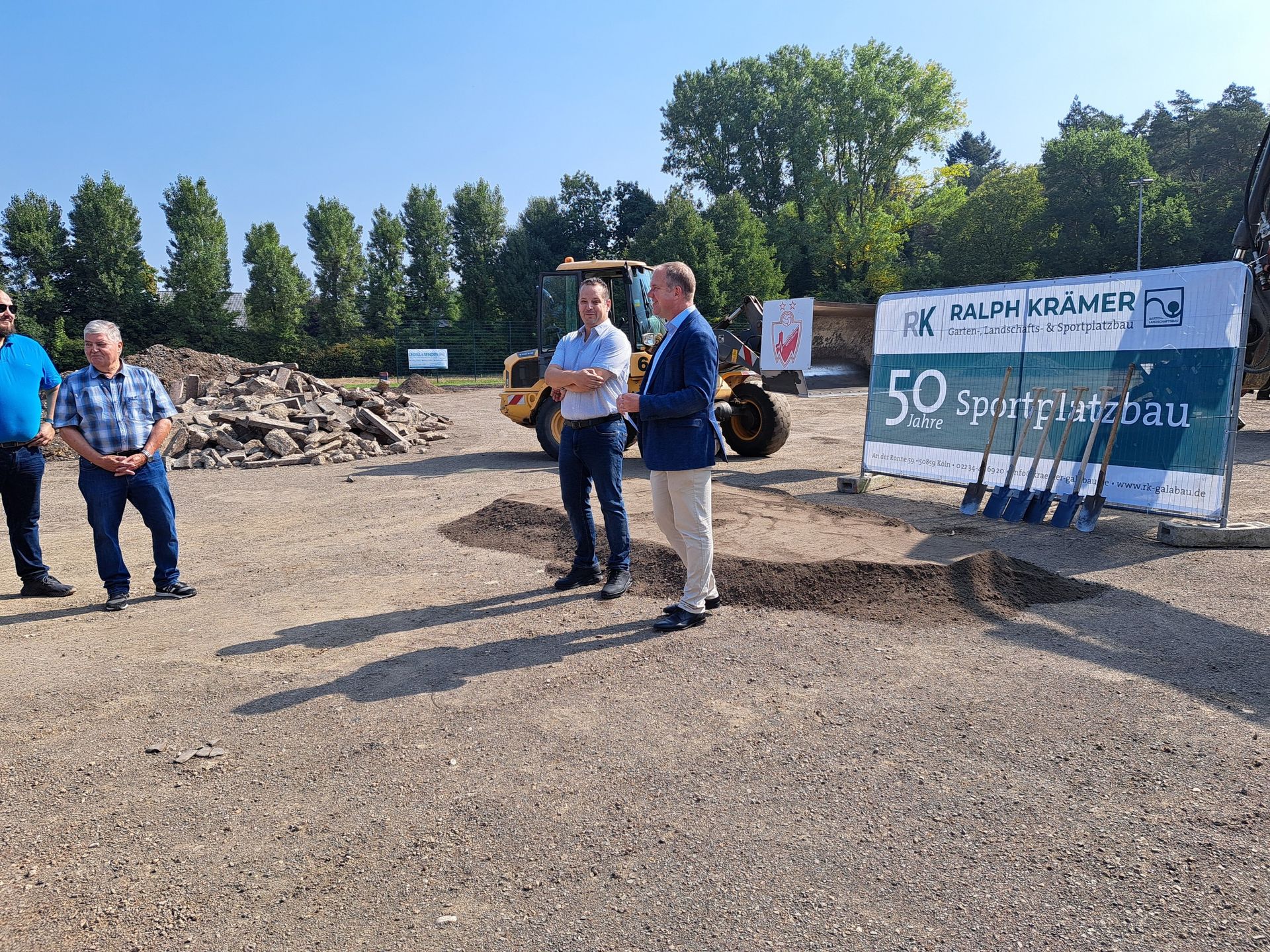 :: 2025.08 :: Baubeginn beim FC Berrenrath :: 2025.08 :: Baubeginn und Spatenstich beim FC Berrenrath