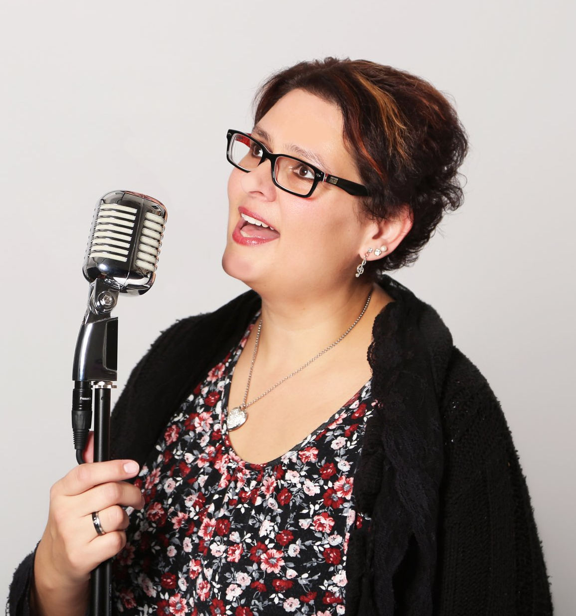 Musik und singen gehören zu meinem Leben.