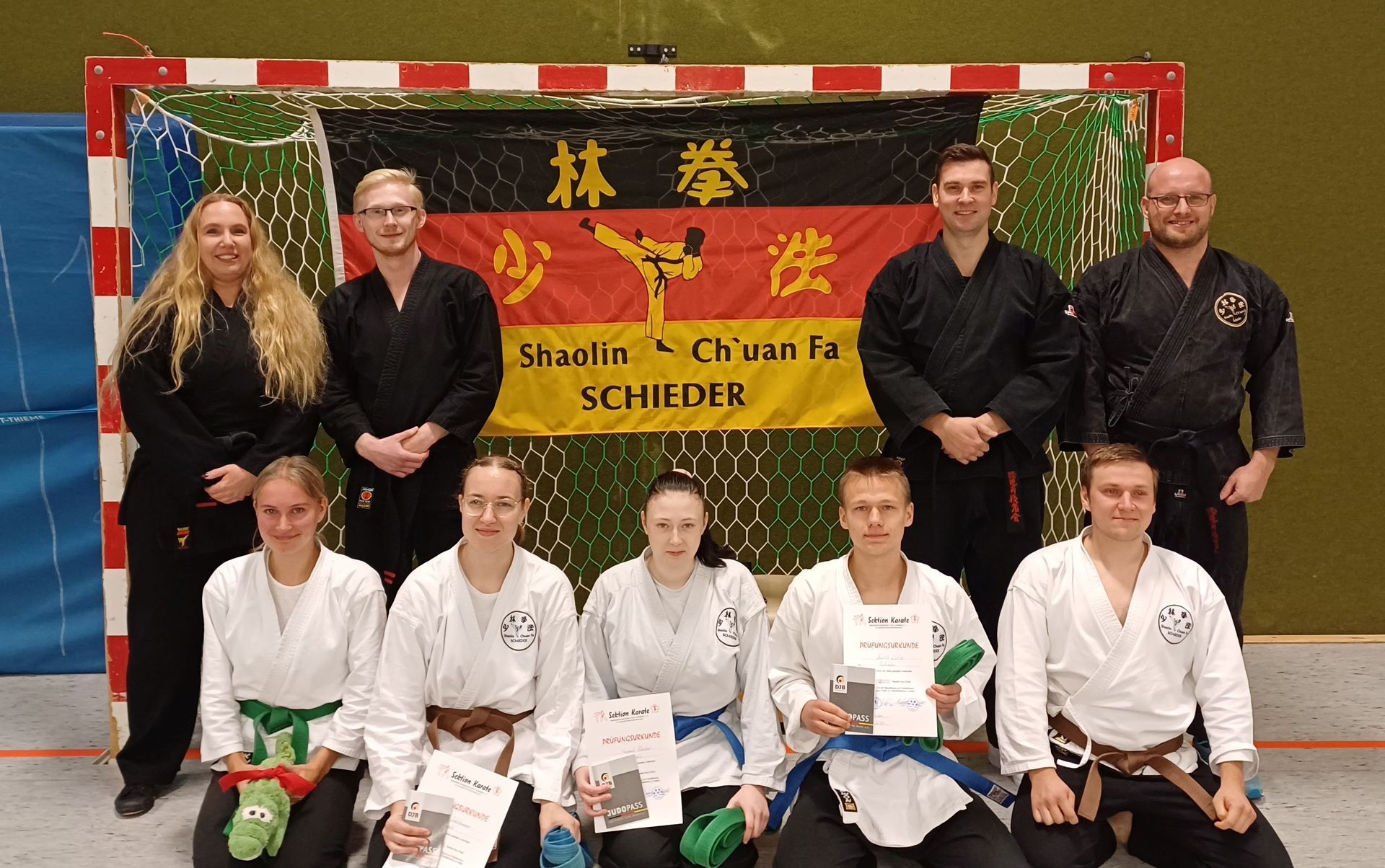 Erfolgreiche Oberstufenprüfung beim Shaolin Ch‘uan Fa Schieder Erfolgreiche Oberstufenprüfung beim Shaolin Ch‘uan Fa Schieder