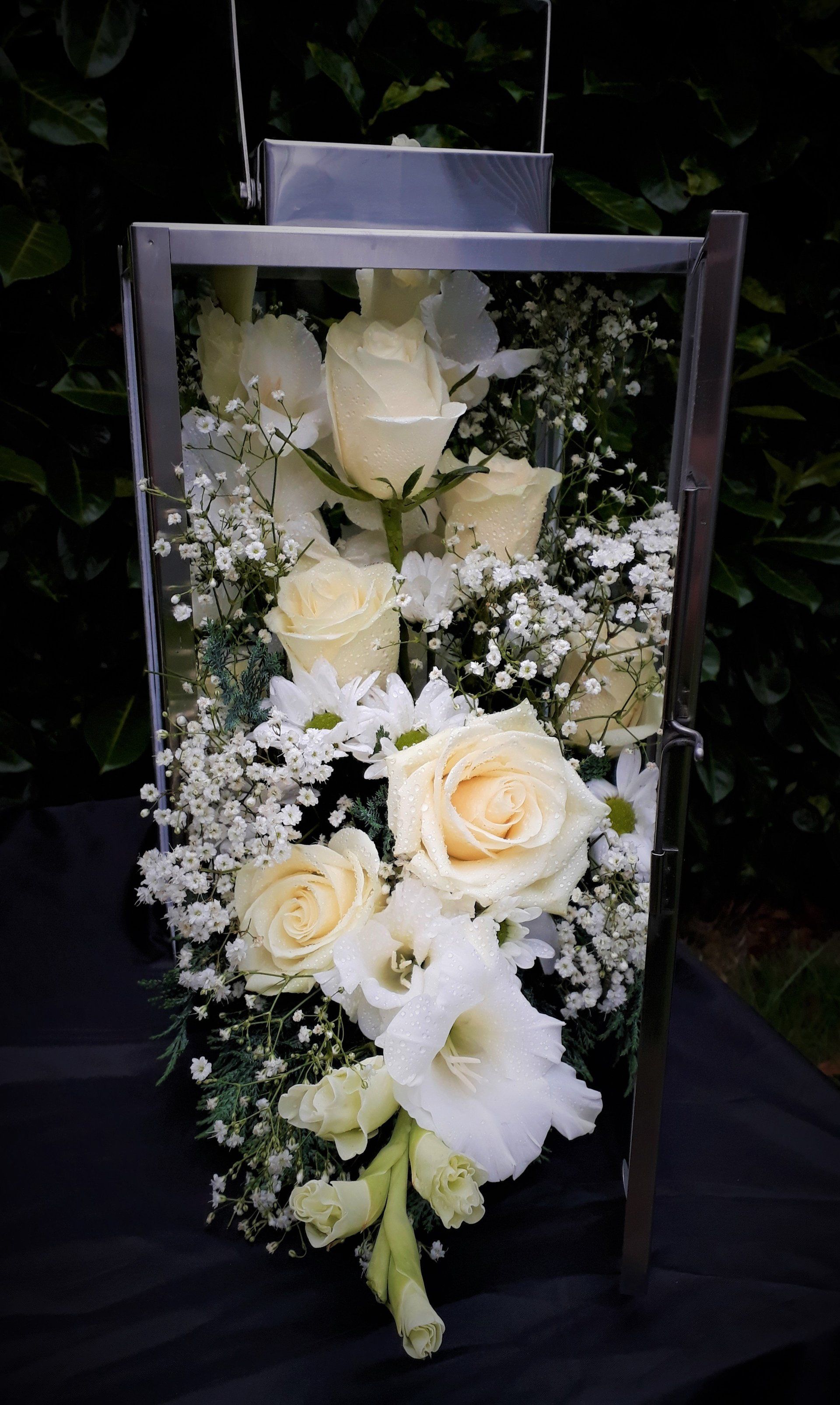 Glitz & Glamour wedding flower centrepiece; wedding decorations