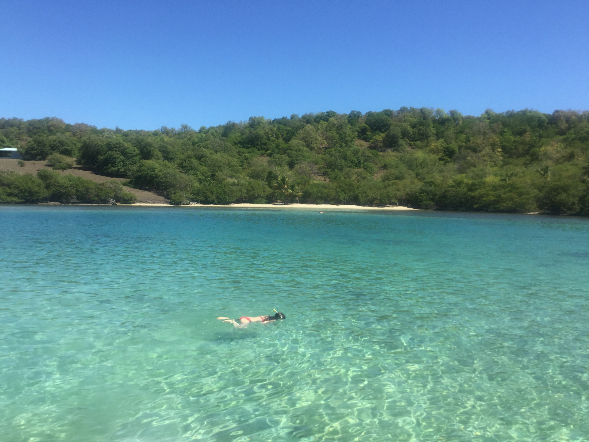 Baignade aux fonds blancs de Martinique lors d’une balade en bateau à la baignoire de Joséphine.