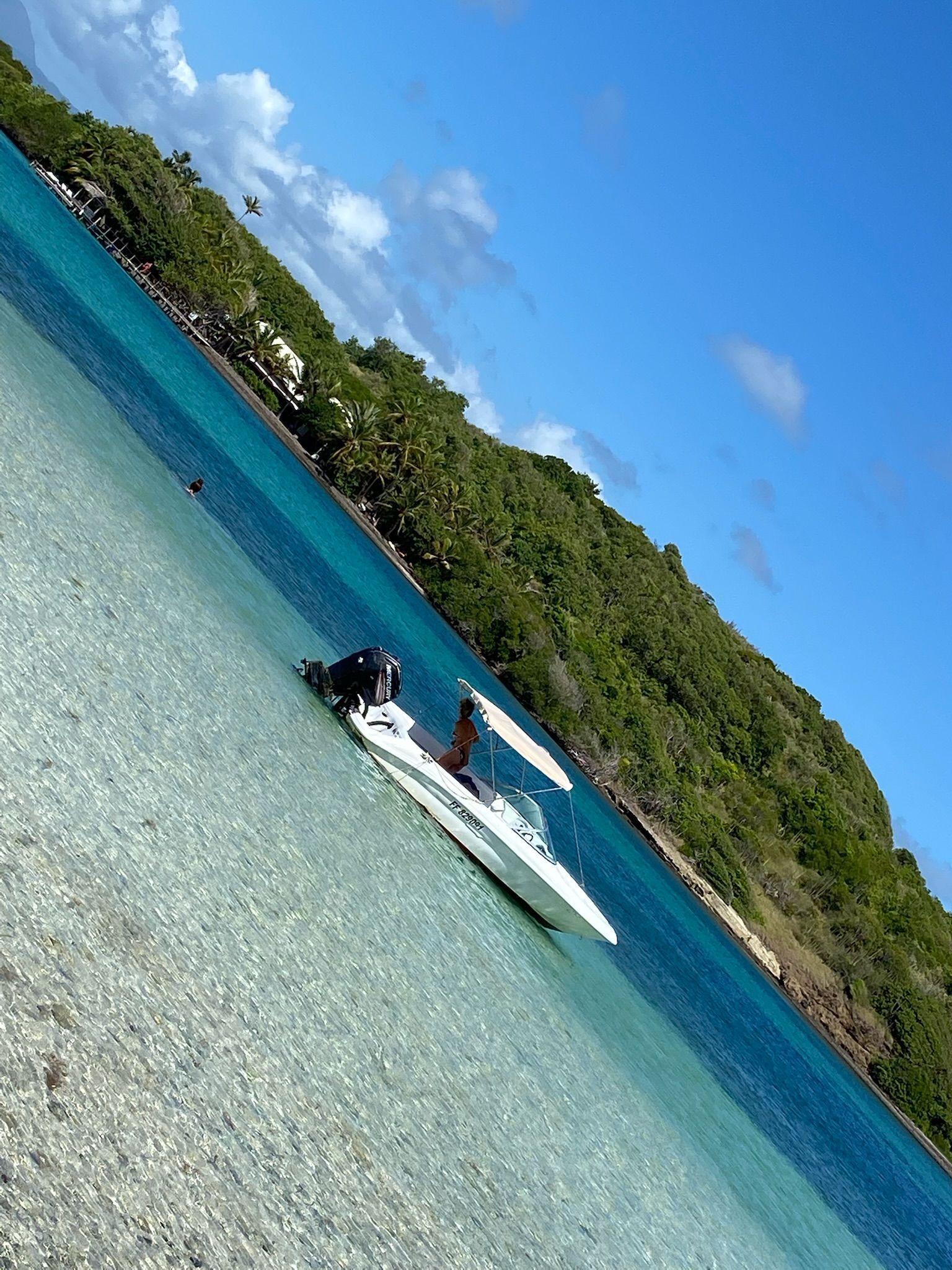 Fonds blancs et zones peu profondes au large du François en Martinique