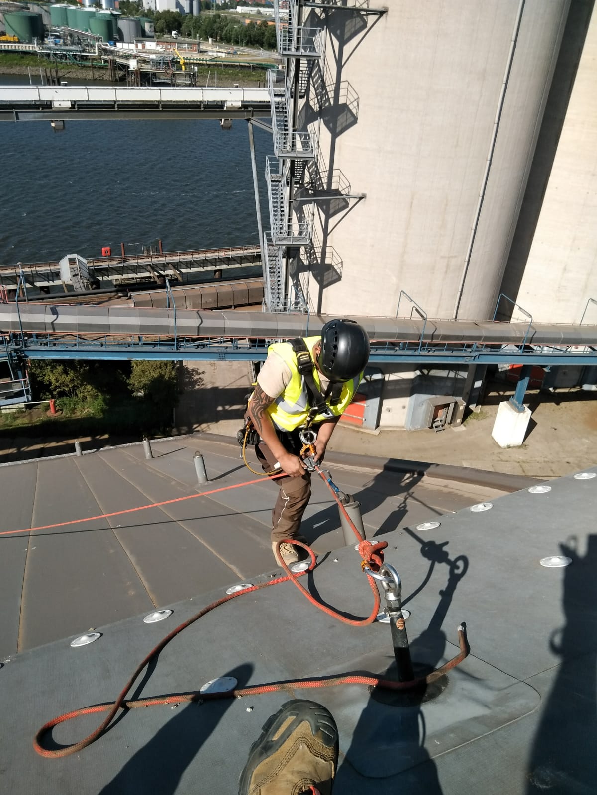 Anschlagpunkt Typ A / A2 DIN EN 795 PSA-Check Poelmann