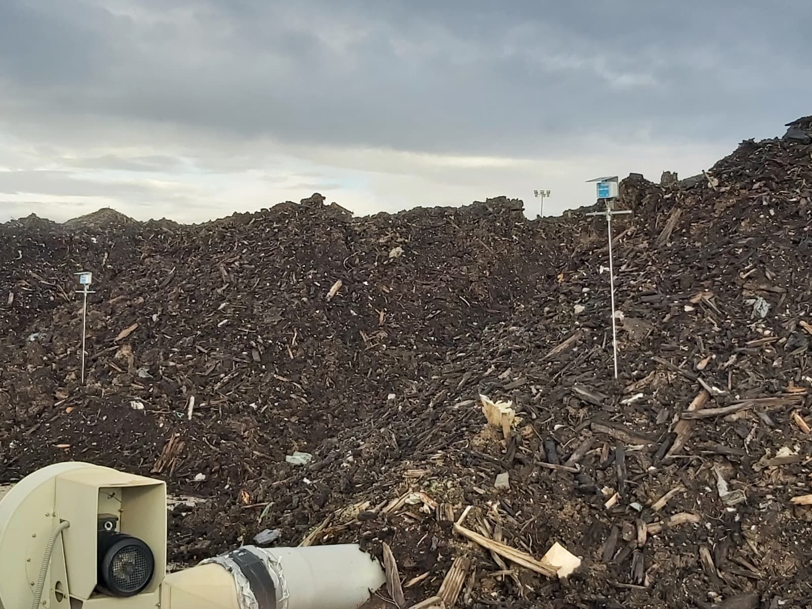 Control de temperatura con sonda en planta de compostaje