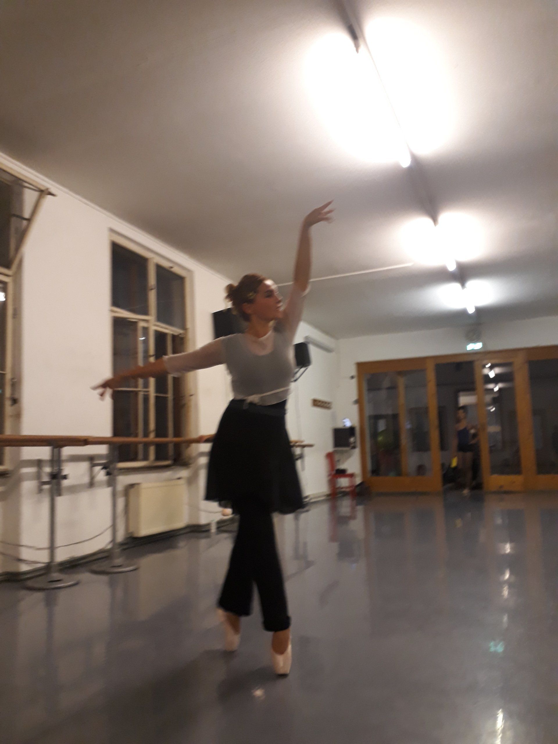 Moveon Dance center  Vienna practicing classical dance in free time. Tatjana Christelbauer
