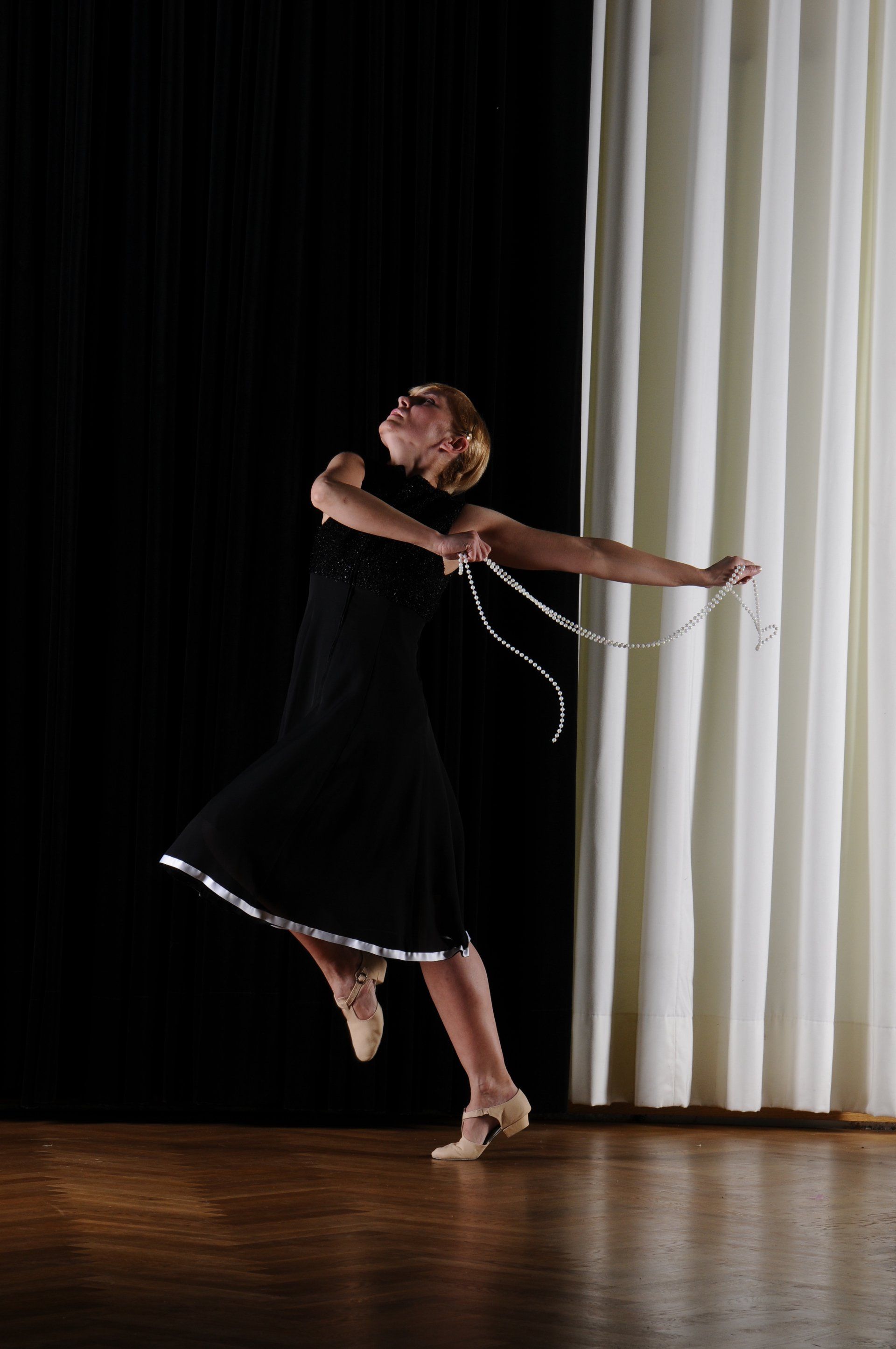 CALMANT, Tatjana Christelbauer Tanzperformance. Marie Laurencin, Kunst exil. Foto: Max Moser