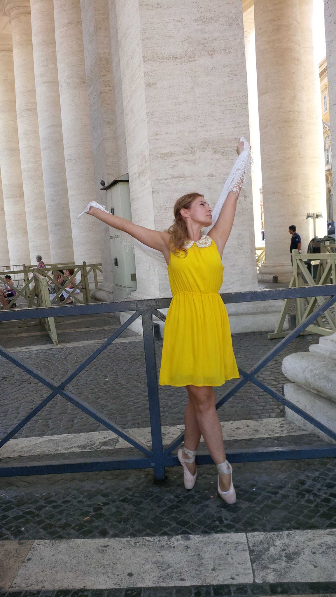 Dance in the public space: Vatican