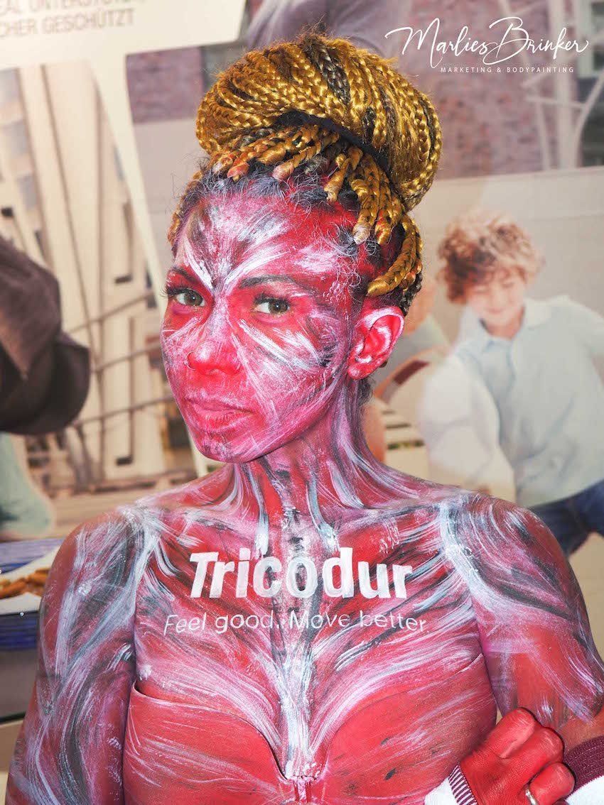 Samba, Show, buchen, Miss Latinadance, Samba Tänzerin, original Samba Kostüm, Auftritt, Sektempfang, Candy Girl, Martinha, Auszeichnungen, Hipp Hopp, Gogo Dance, Disco Animation, brasilianisch, Bodypainting, Marlies Brinker, color diving, Bodypainting Messen, Fotoshooting