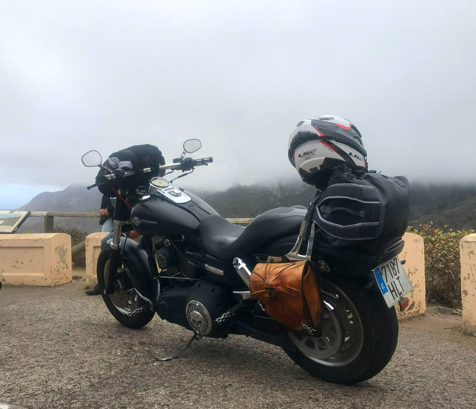 unsere Harley Fat Bob auf Teneriffa Tour