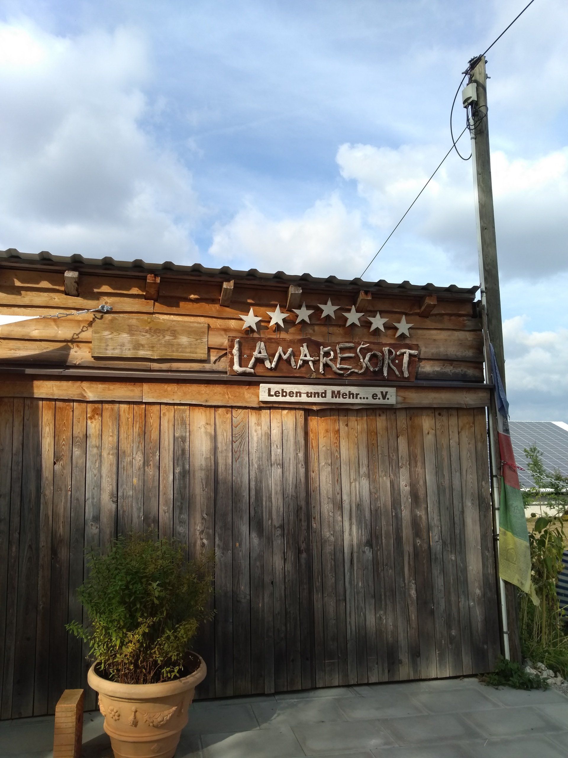 Leben und Mehr e.V. - Lama Resort