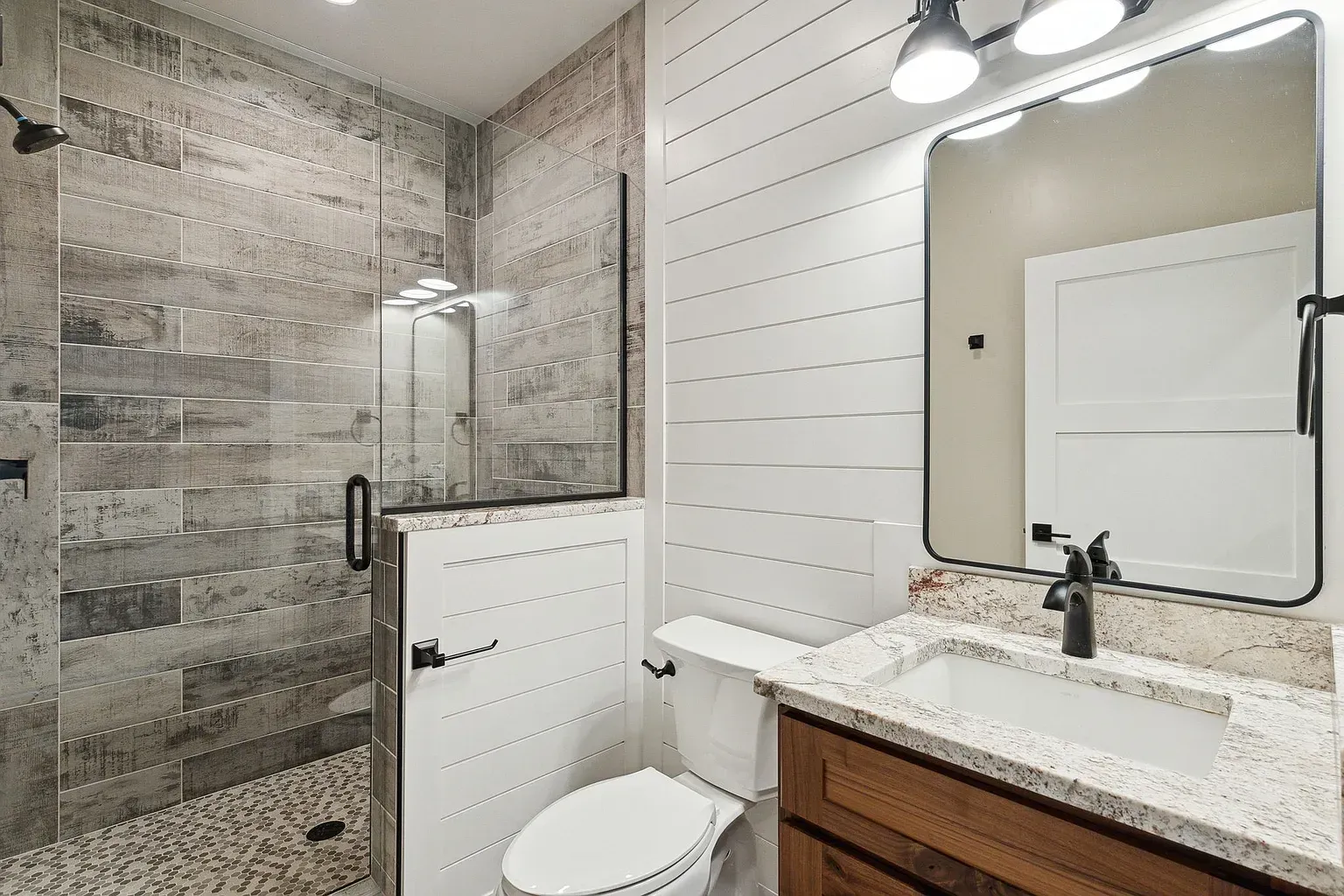 Kitchen, Meridian Construction Company, Cabinets, Custom Shelving, Granite, Tile