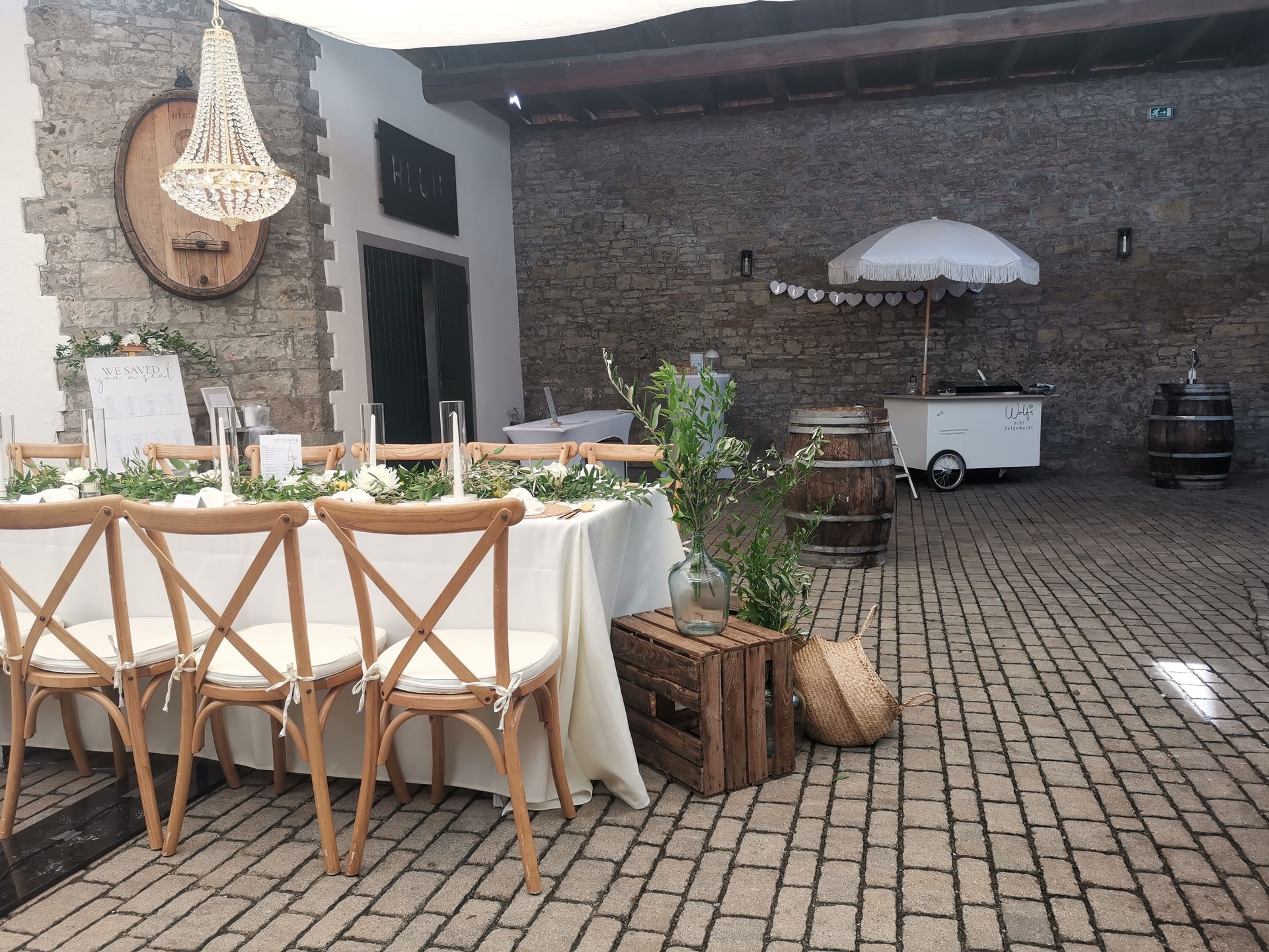 Passend zum italienischen Buffett eine Dekoration im mediterranen Stil