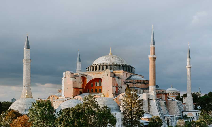 Istanbul is a city rich in history and culture, so there is much to see and do. Istanbul is a city that will captivate you at every turn, from its Byzantine churches covered with mosaics and paintings to its majestic mosques crowned with sky-high minarets, and you will adore your Turkey package. Istanbul is fantastic. It's one of the most beautiful cities we've ever seen. It's a place we'd want to return again and again, thanks to its stunning architecture, great cuisine, and some of the friendliest, most genuinely kind people we've ever encountered on a Turkey package.