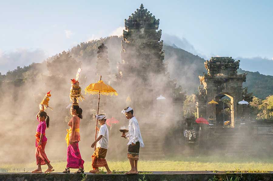 Our package holiday deals will transport you to Ubud village, which is filled with restaurants, yoga studios, spas, and stores. You'll pass through temples and marketplaces as you stroll. Despite the fact that it is still bustling, draws a lot of visitors, and has high traffic at times, you somehow forget about it. Ubud is generally referred to be Bali's cultural center. A Balinese ceremonial is a typical sight in Ubud, and it's a unique experience that we can provide with our cheap holiday package.