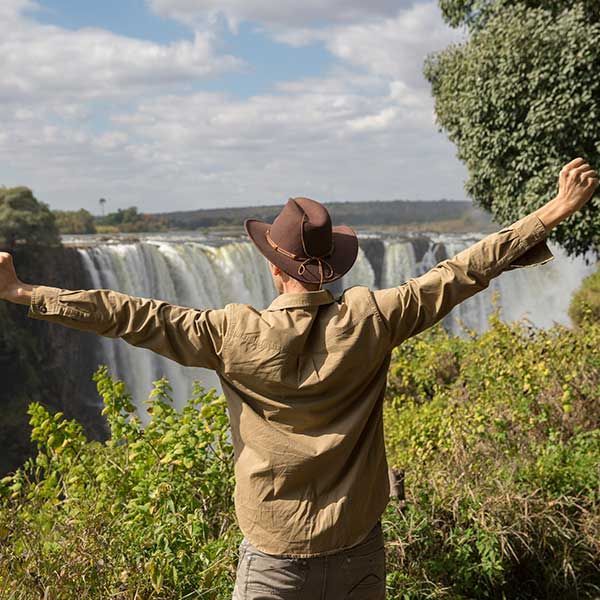 This peninsula is accessible if you are motivated for a little adventure during your Bali holiday package. Remember to wear shoes and not flip-flops because it is a bit perilous.