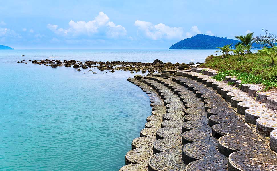 From Koh Chang to Koh Kood, explore the islands of eastern Thailand
