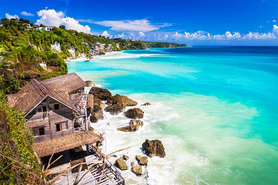Bali beyond the beach: Tanah Lot, hidden waterfalls and rice terraces