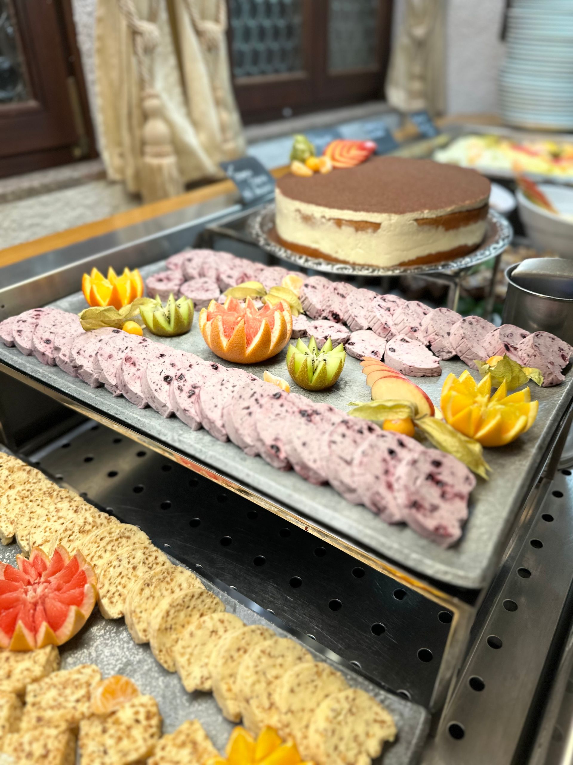 Abwechslungsreiches Abendbuffet im Ringhotel Siegfriedbrunnen