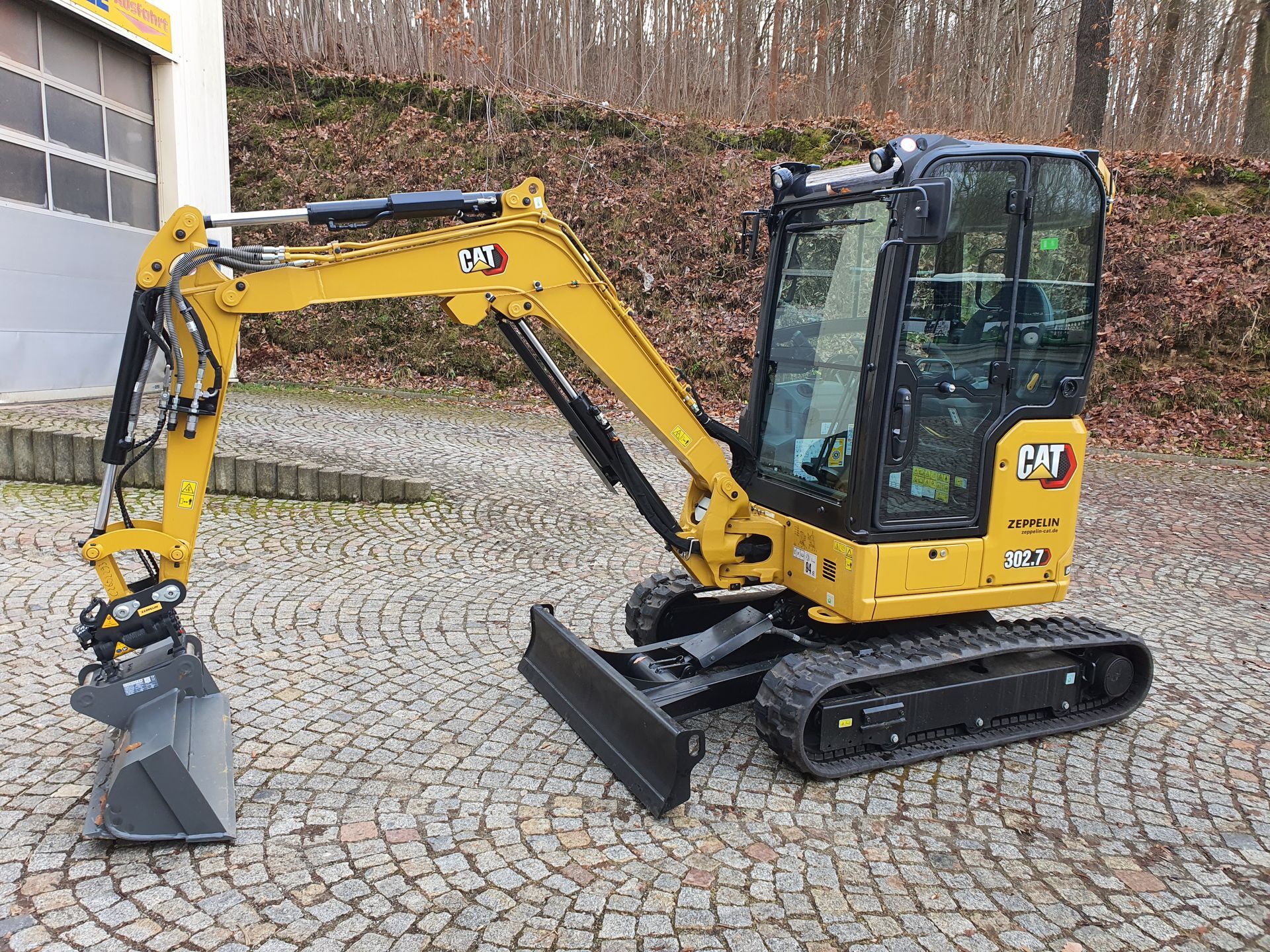 Minibagger CAT 302.7CR NG