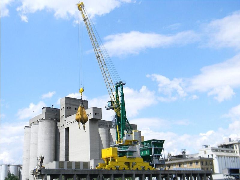 Grúa Portuaria Pórtico sobre raíles hidraulica diesel electrica España Portugal C&MM Cranes and much more - italgru