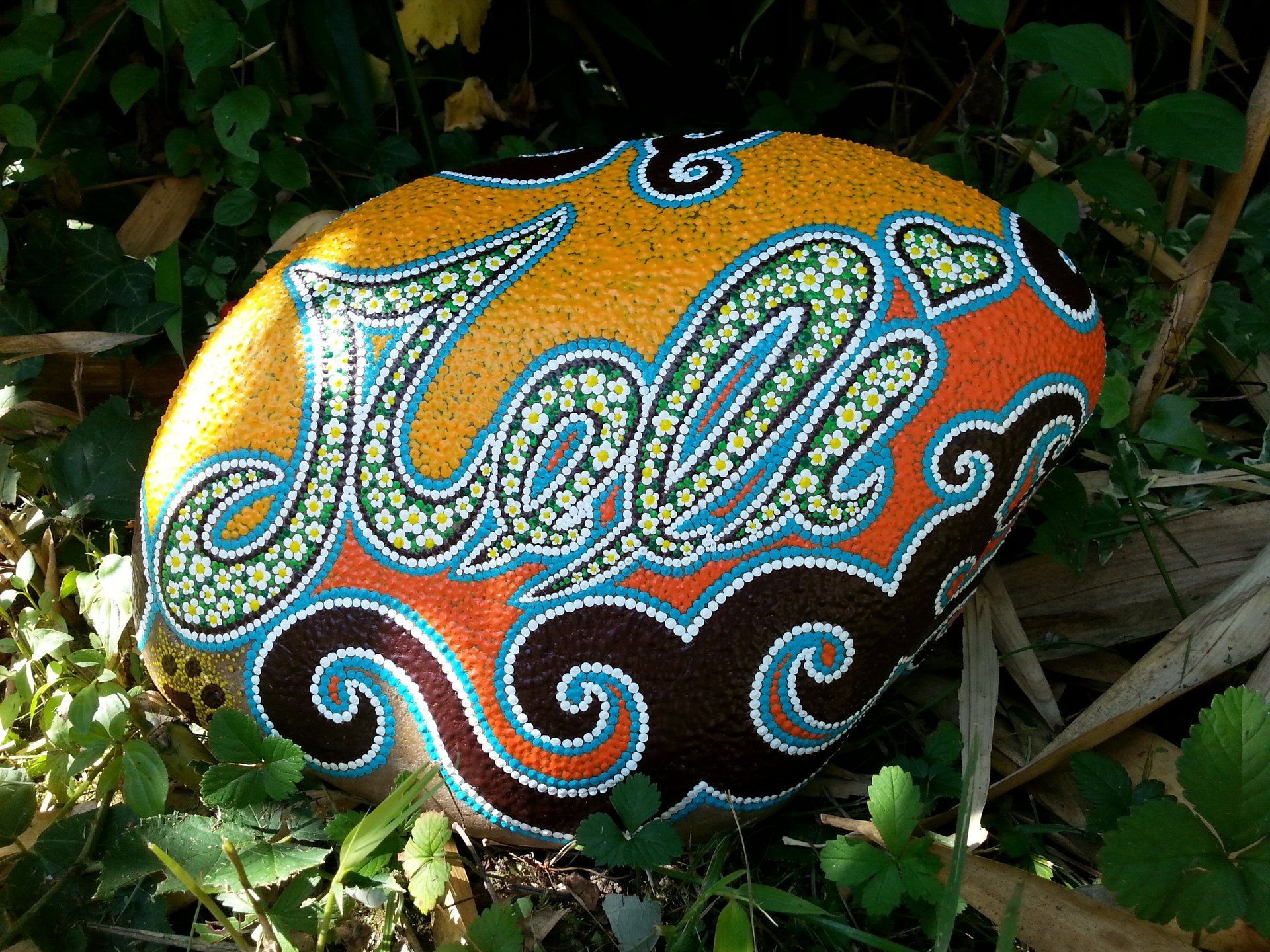 Ornamentestein mit Blümchenschriftzug Meli