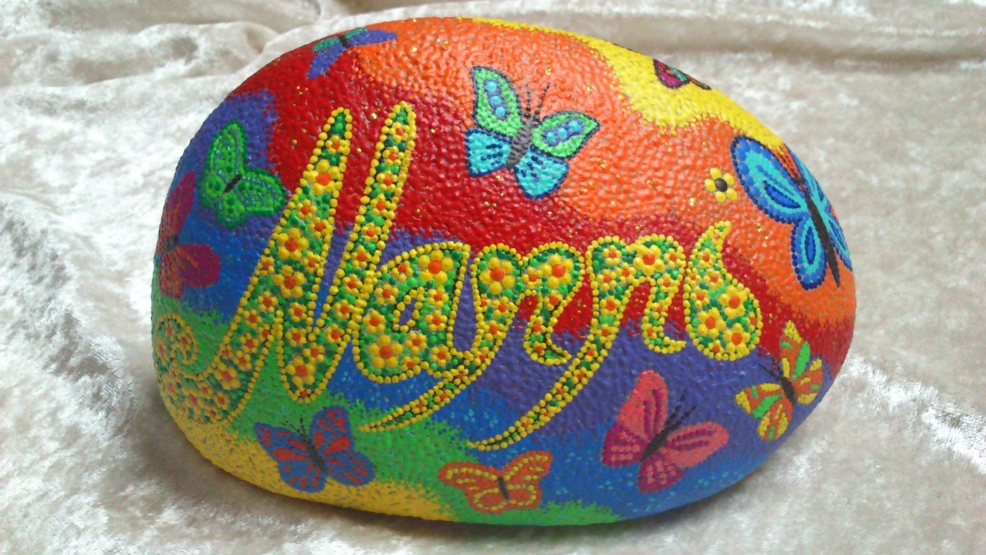 Bunter Gedenk-/grabstein mit Schriftzug Nanni