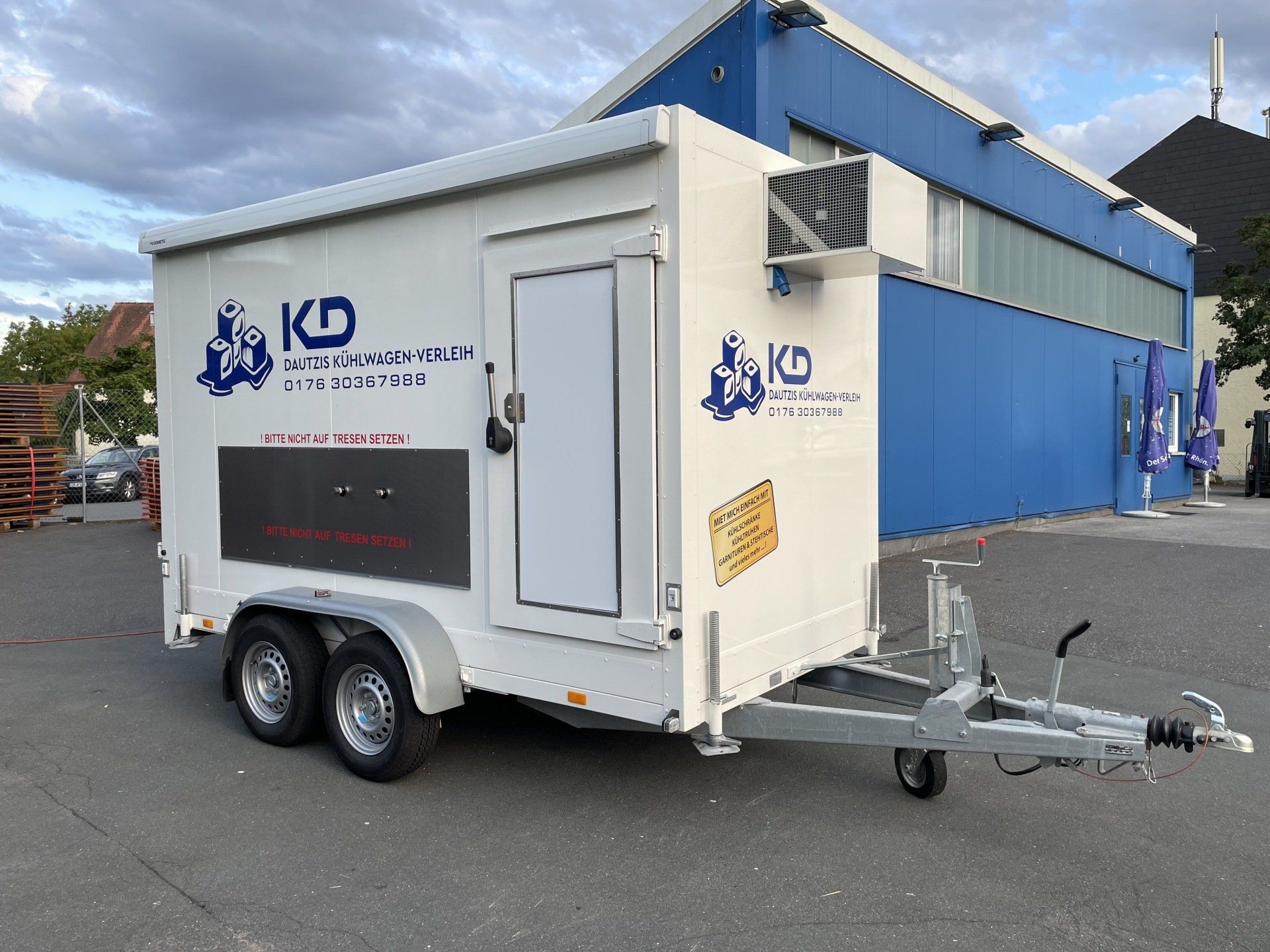 KD - Dautzis Kühlwagenverleih Erlangen: Mobiler Kühlanhänger für Ihr Fest, für Privat & Firma KD - Dautzis Kühlwagenverleih Erlangen: Mobiler Kühlanhänger für Ihr Fest, für Privat & Firma