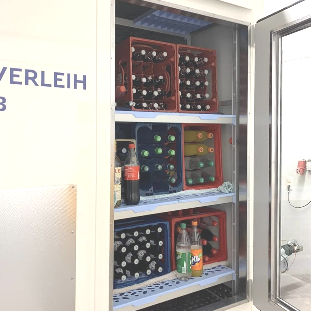 KD - Dautzis Kühlwagenverleih Erlangen: Getränkekühlschränke, die Garantie für ein gelungenes Fest, für Privat & Firma KD - Dautzis Kühlwagenverleih Erlangen: Getränkekühlschränke, die Garantie für ein gelungenes Fest, für Privat & Firma