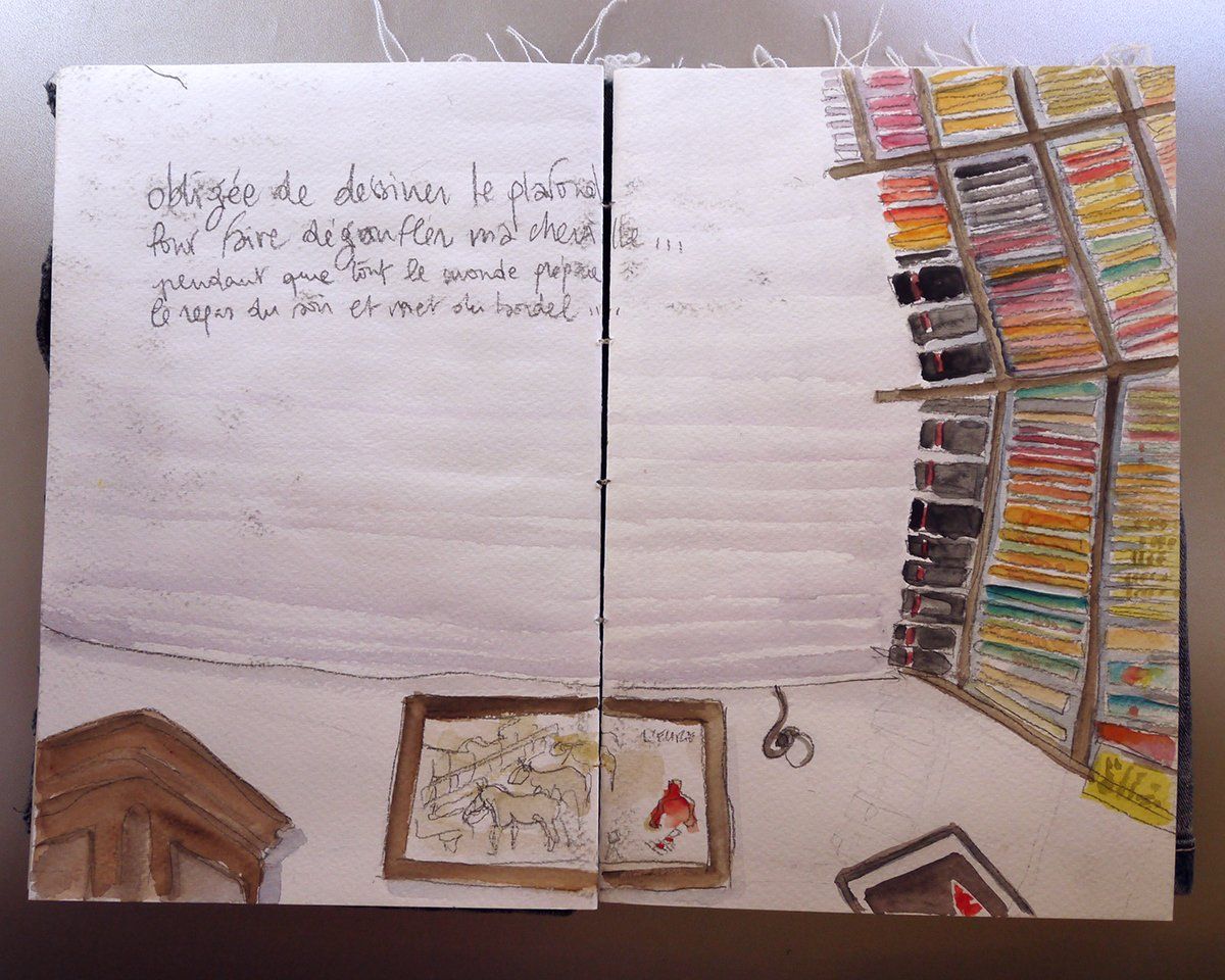 dessin aquarelle et crayon bibliothèque, vue en contre plongée