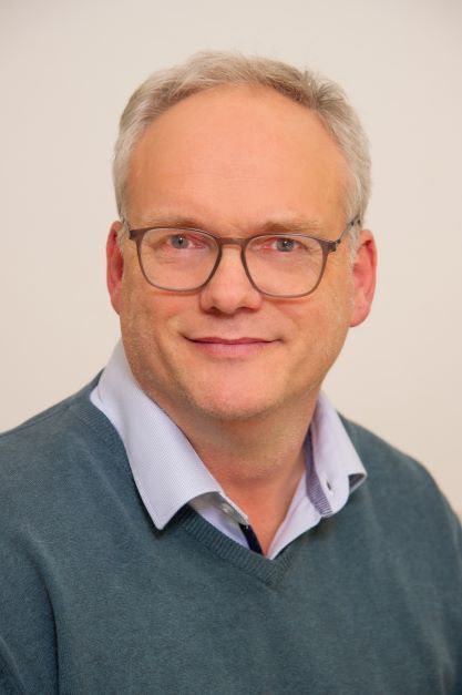Herr Neumann