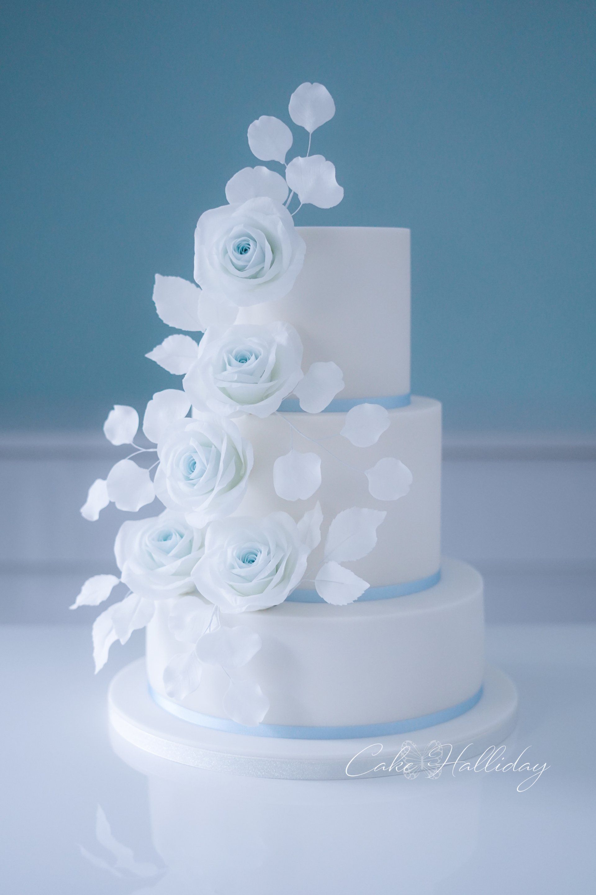 Blue rose wedding cake
