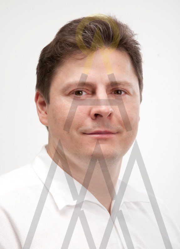 Zahnarzt Doz. DDr. Heinz-Dieter Müller, PhD Zahnarzt Doz. DDr. Heinz-Dieter Müller, PhD