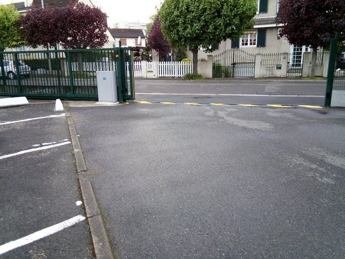 installation-portail-coulissant-île-de-France