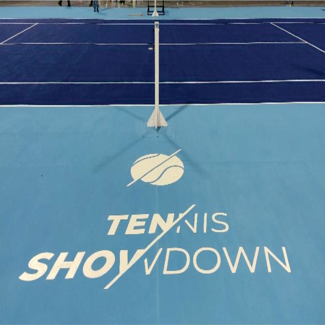 Rotulos sobre piso de logotipo