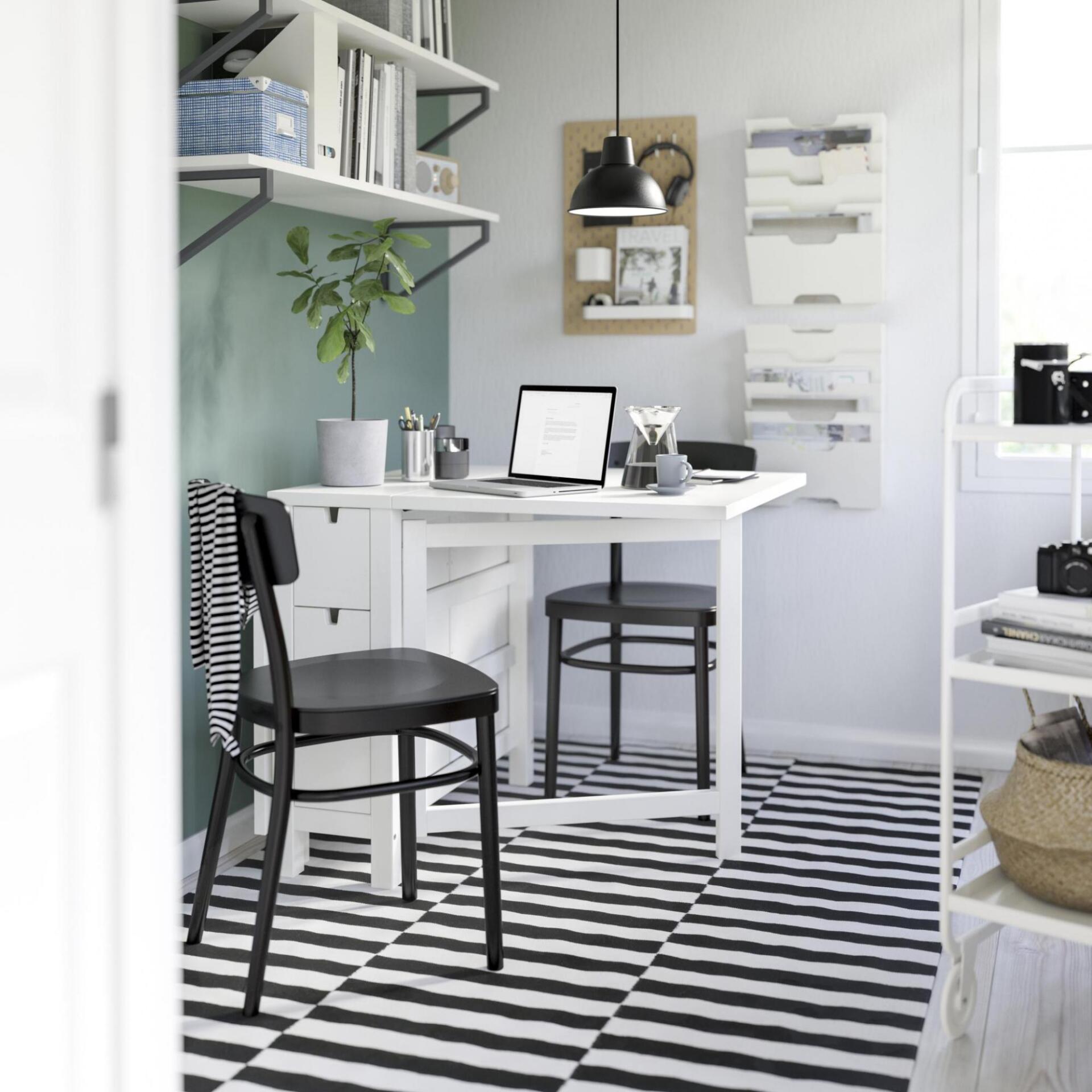 BESTA Mueble TV Puertas Vidrio BESTA Mueble TV Puertas Vidrio