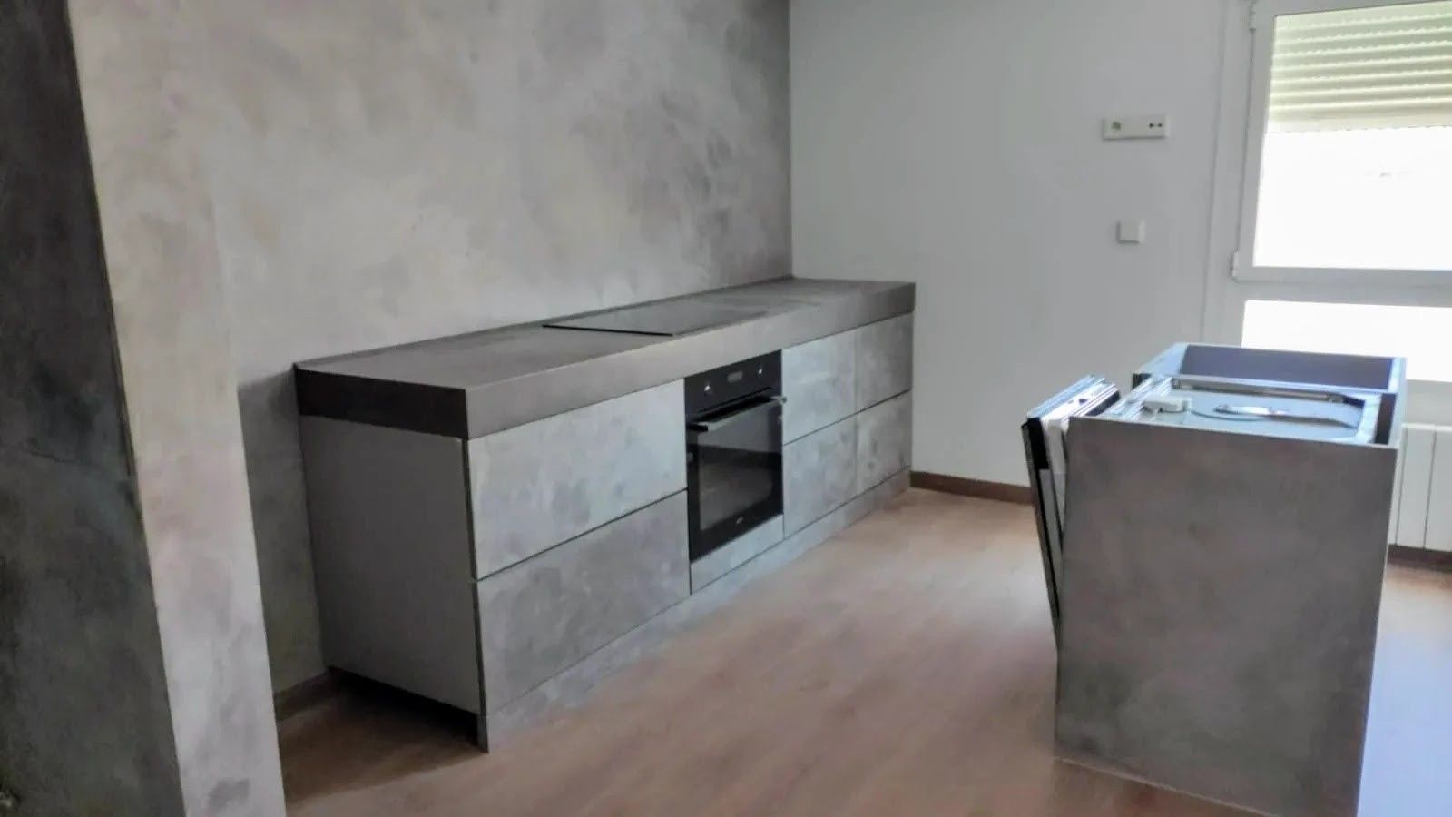 Creación de mobiliario con microcemento