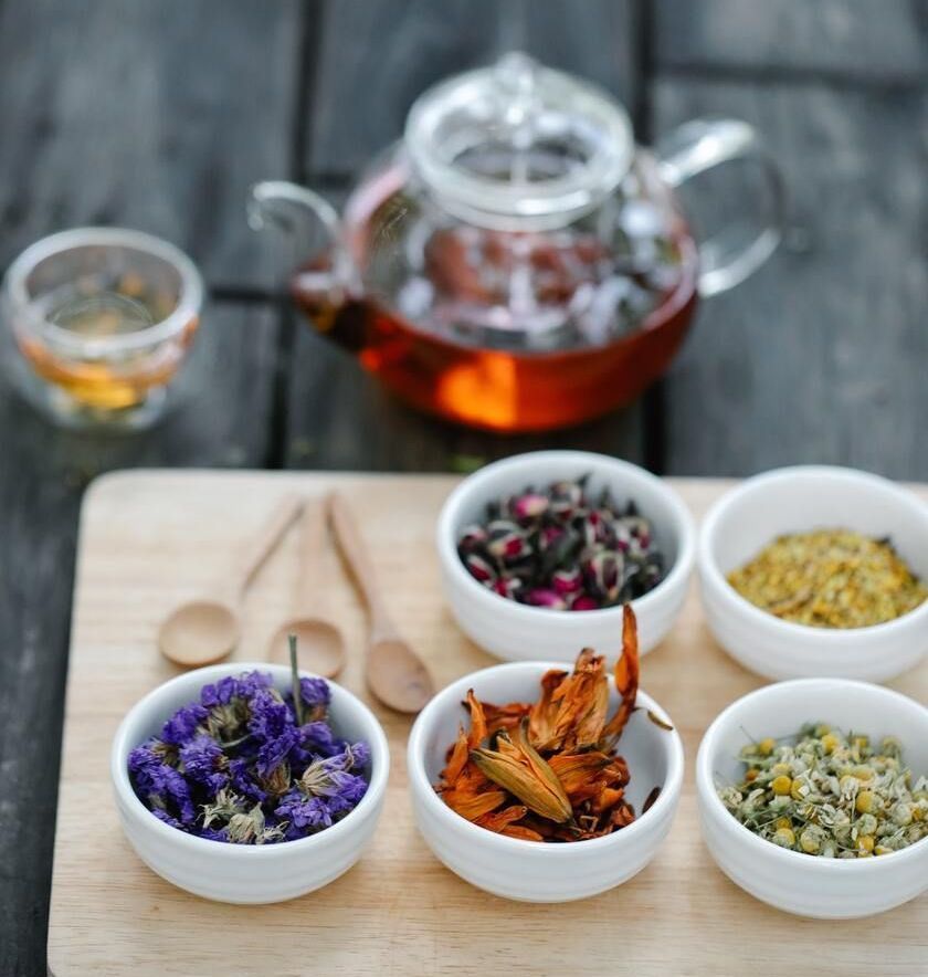 Mehr zur Darmtherapie erfahren Kräuter für Magen und Darm