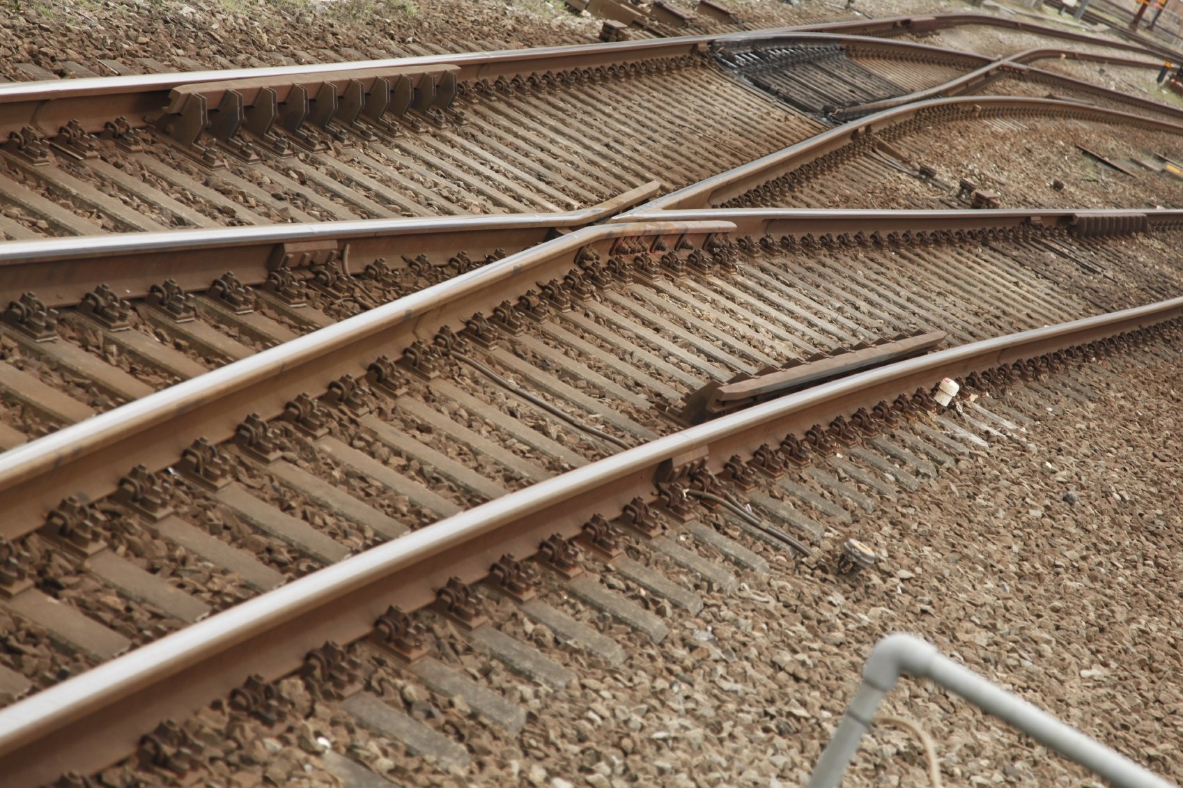 Wie Ihr mein Zuhause findet öffentliche Verkehrsmittel - Schienen