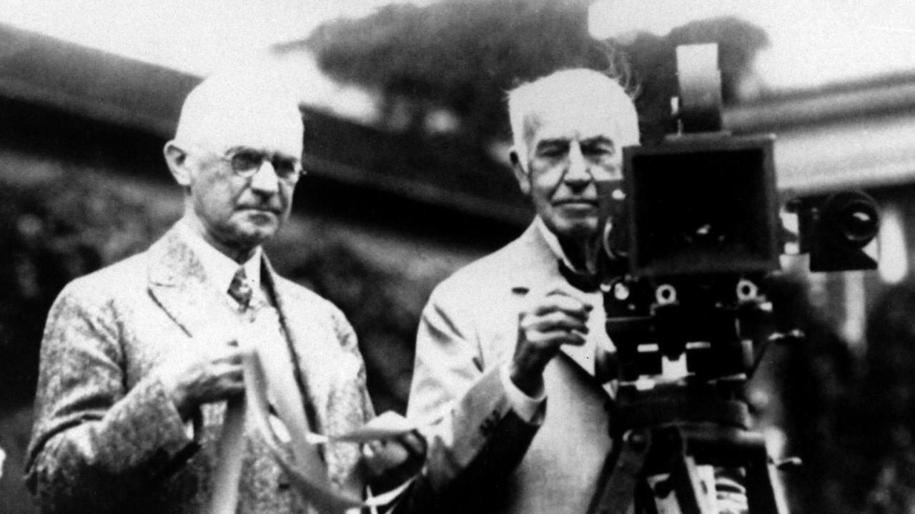 Explora la vida de George Eastman y su impacto en la fotografía: desde la Kodak No. 1 hasta hoy