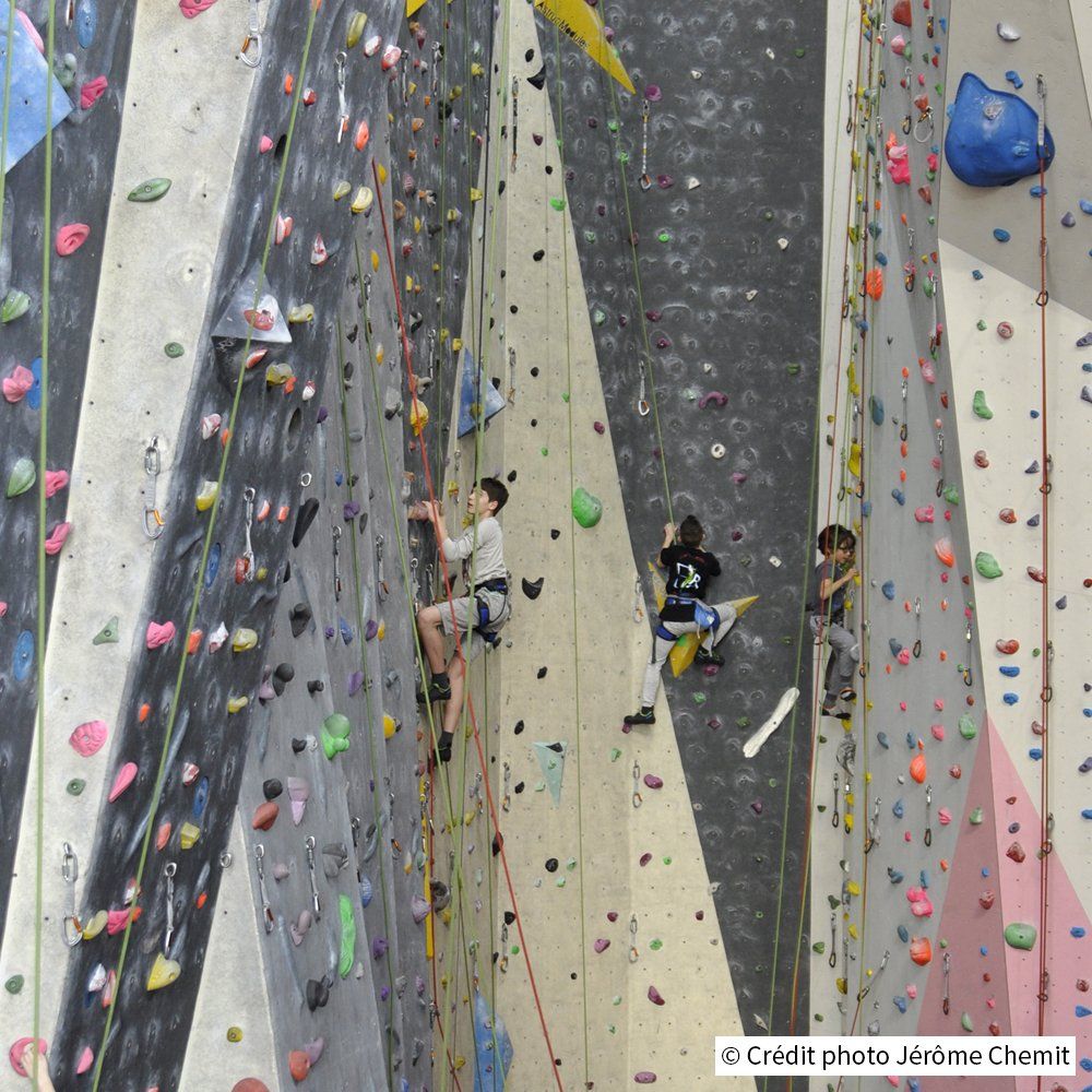 Cours collectifs enfants Touraine Escalade
