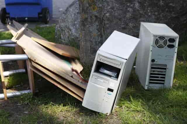 Wir entsorgen Ihren Elektroschrott! Schrottankauf, Elektroschrott