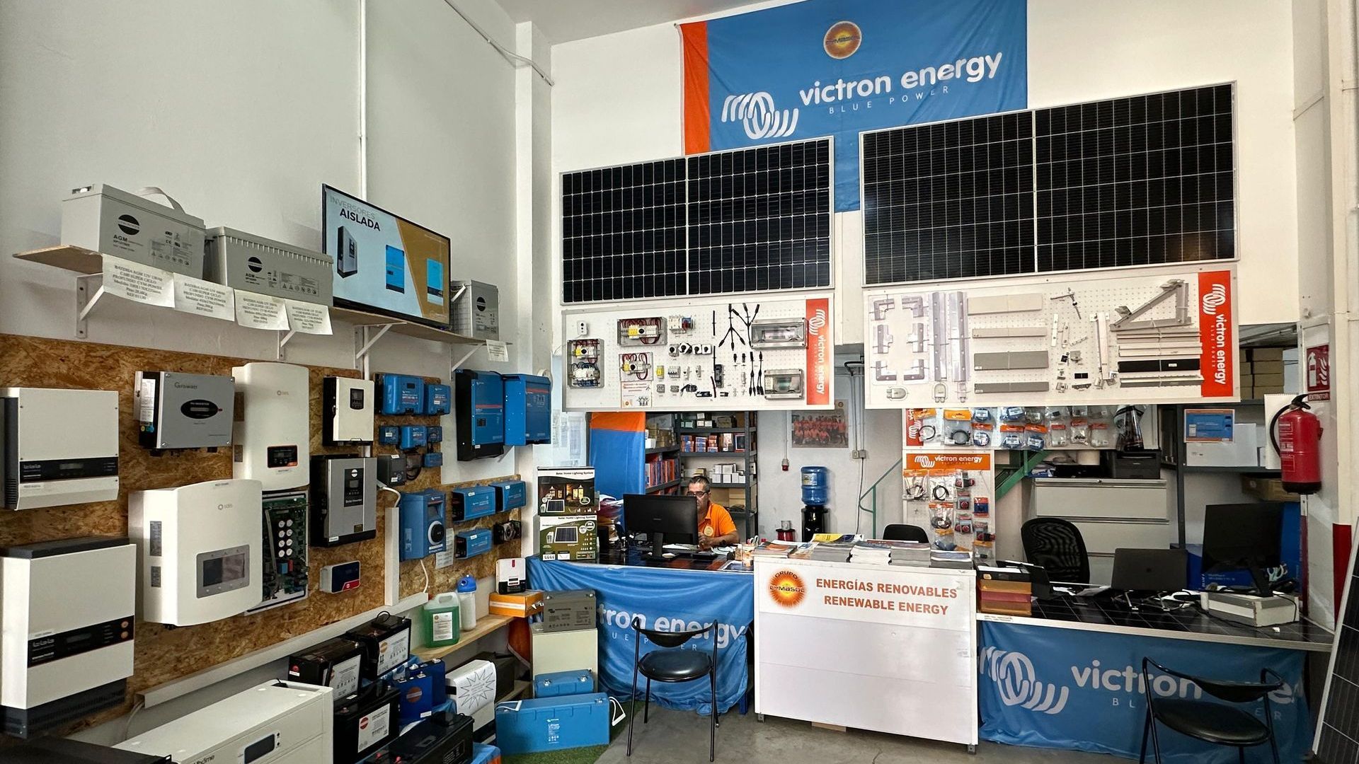 contacto, información de contacto, correo electrónico, teléfono, dirección, formulario de contacto, cómo contactar, consultas, atención al cliente, soporte técnico, servicio al cliente