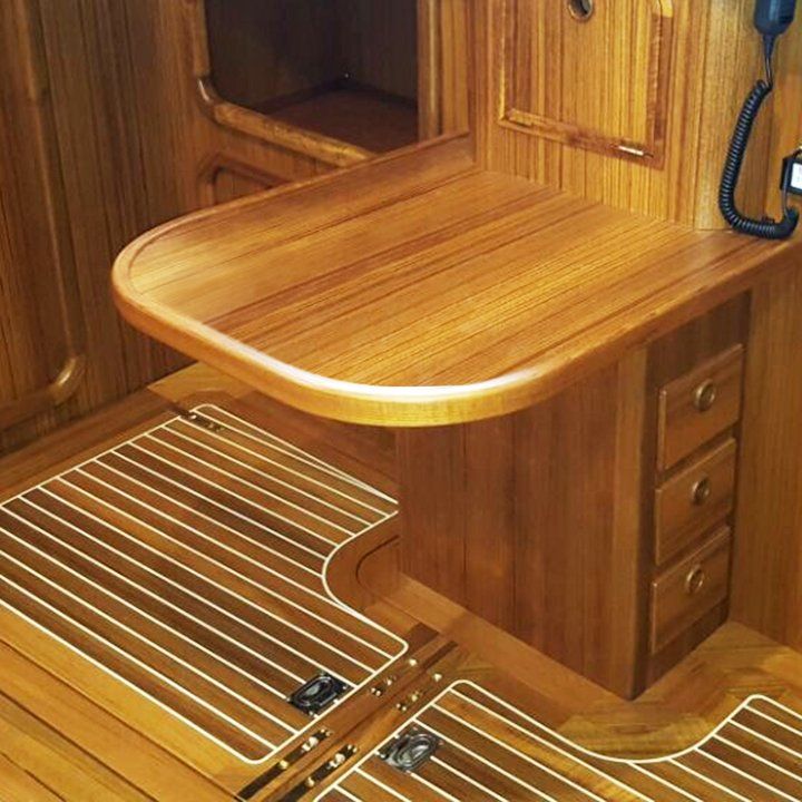 Teak auf Sperrholz