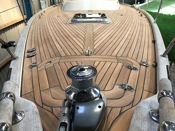 Teak auf GFK